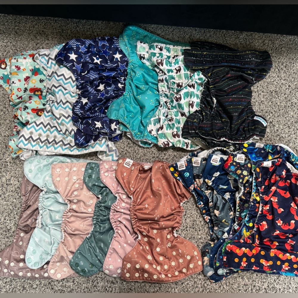 24 mama koala diapers + inserts